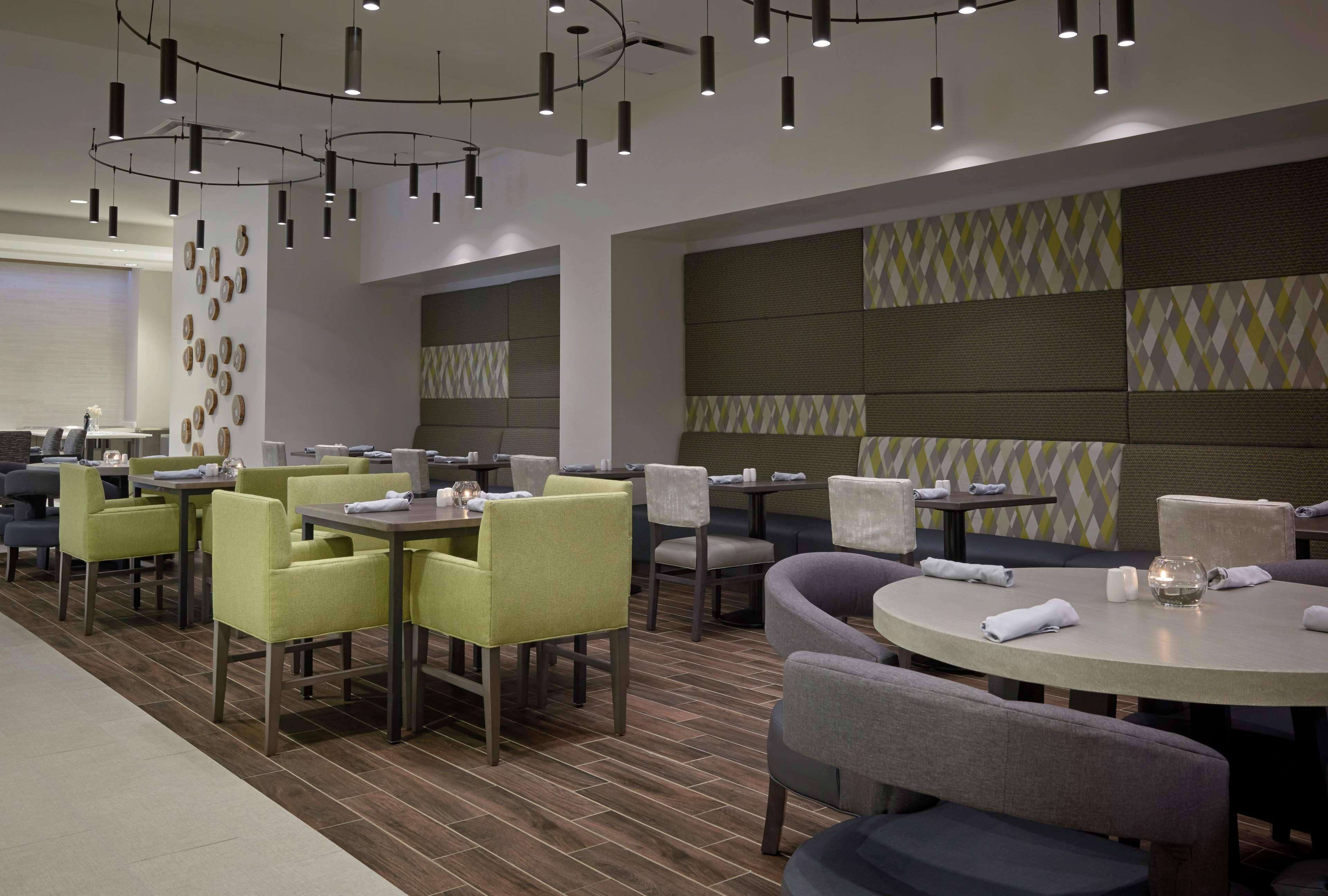 Hilton Garden Inn Corning Downtown Extérieur photo