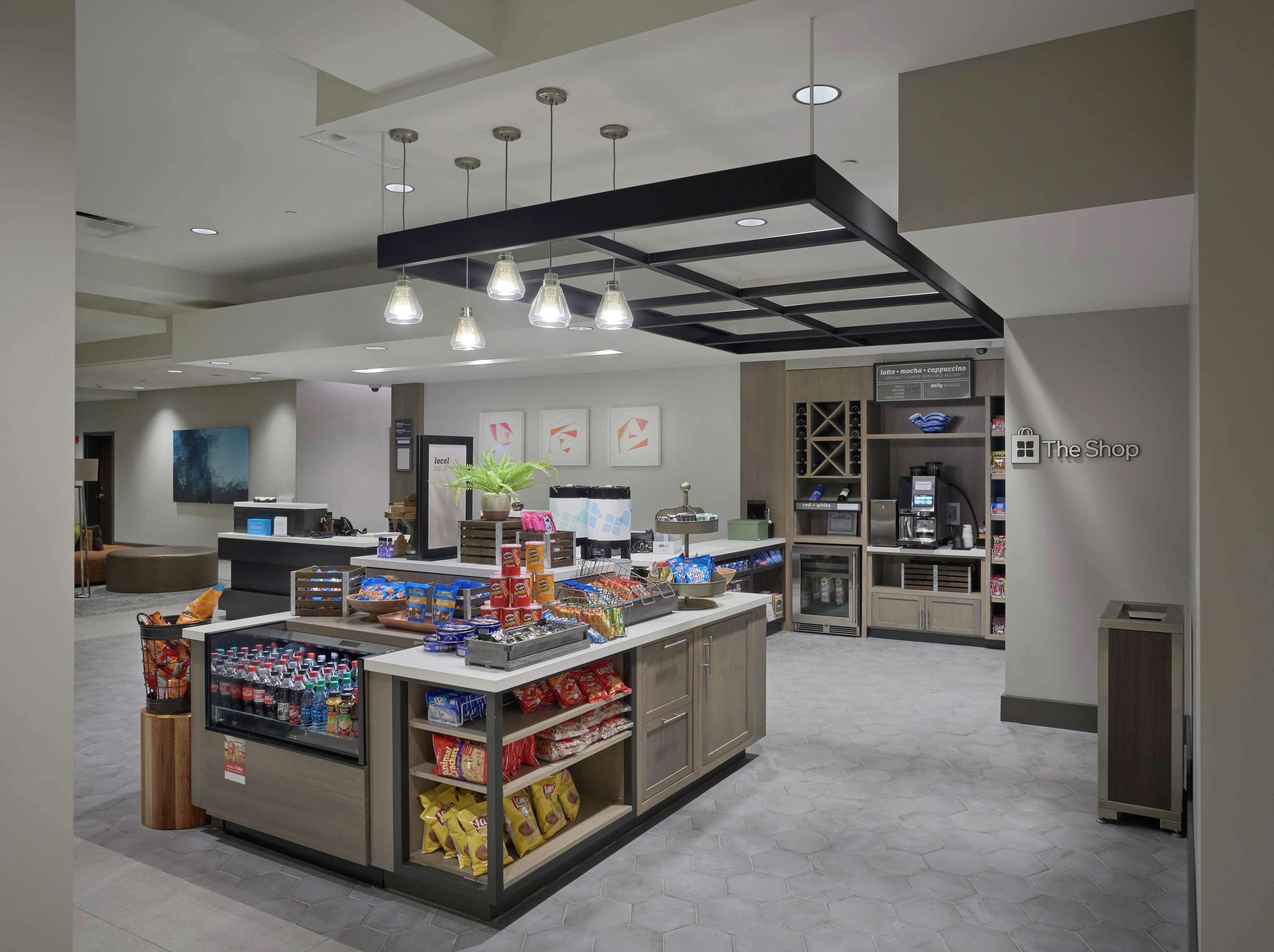 Hilton Garden Inn Corning Downtown Extérieur photo